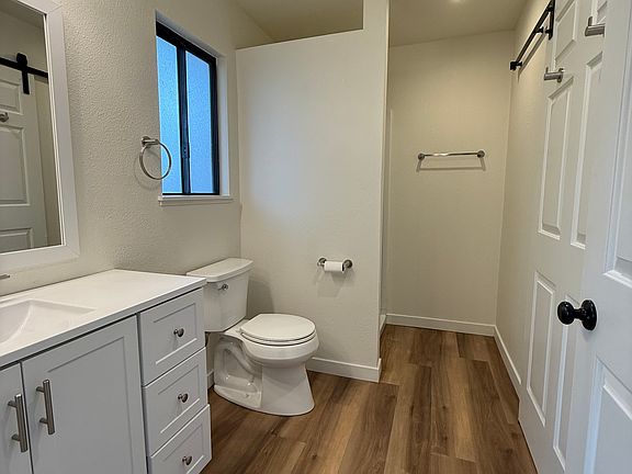5th image of 531 Allen St Unit B