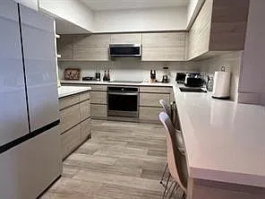 2 bed, 2.0 bath, 1400 sqft, $6,500 — Photo 4