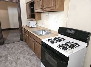 1104 Broadway Ave APT 1, Mc Kees Rocks, PA 15136