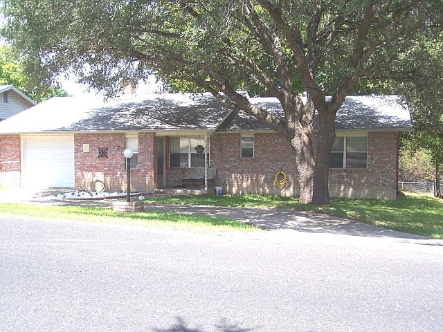 1st image of 131 S Valley View Dr