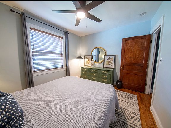 5th image of 305 Radnor St #A