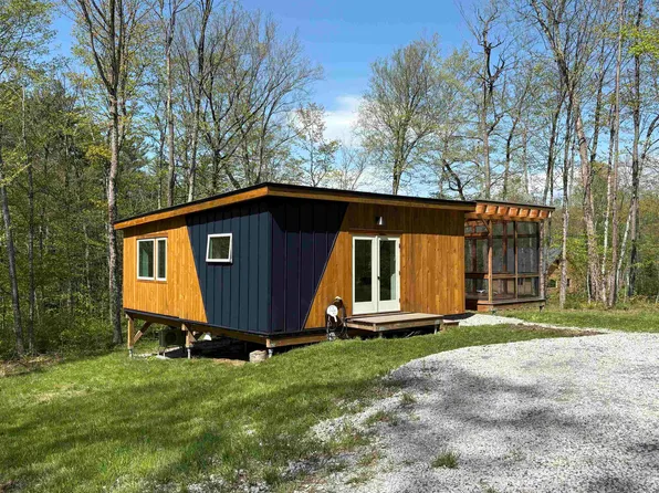 1578 Downer Road, Sharon, VT 05065-9712