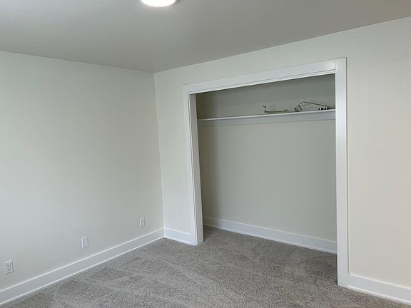 Large Bedroom