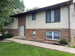 2804 Rudeen Close, Rockford, IL 61108