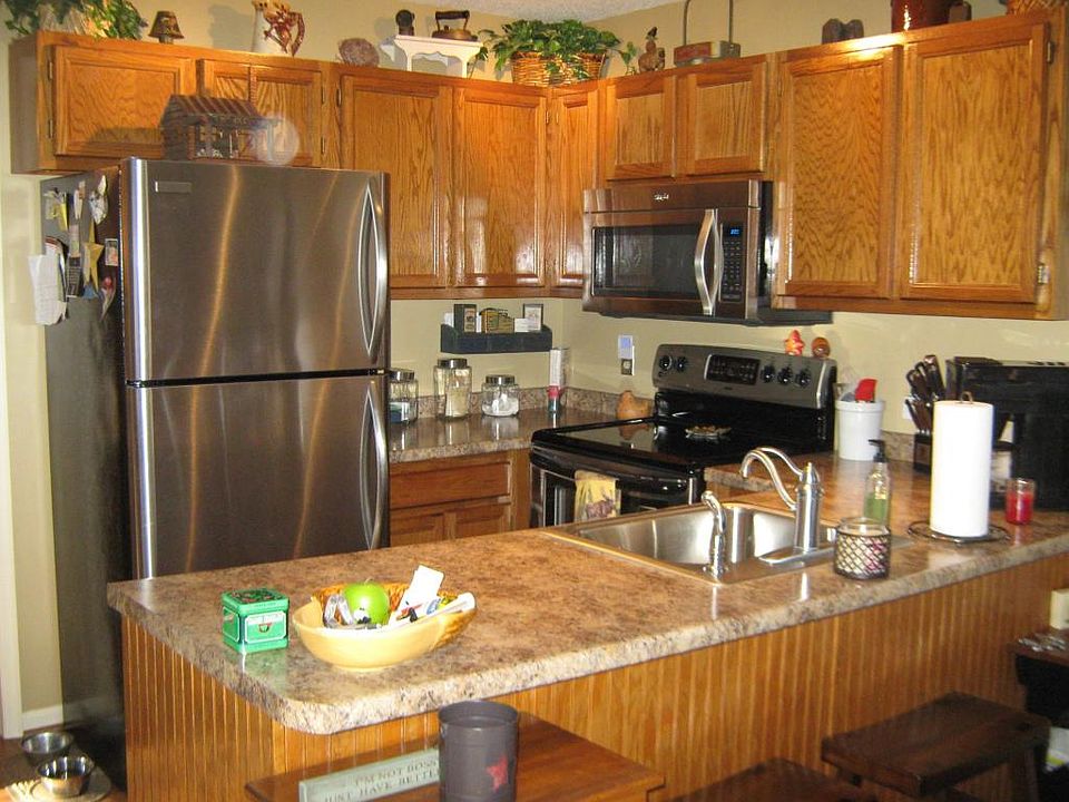 2nd image of 281 Moytoy Rd #202