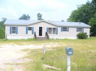 2515 Purdue Rd, Walnut Hill, FL 32568