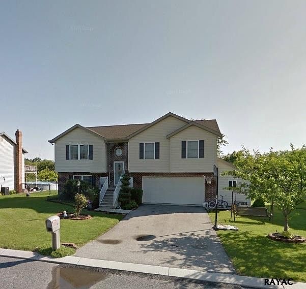 2nd image of 14 White Birch Dr