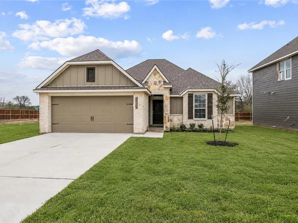 10603 Natural Pond Rd, College Station, TX 77845