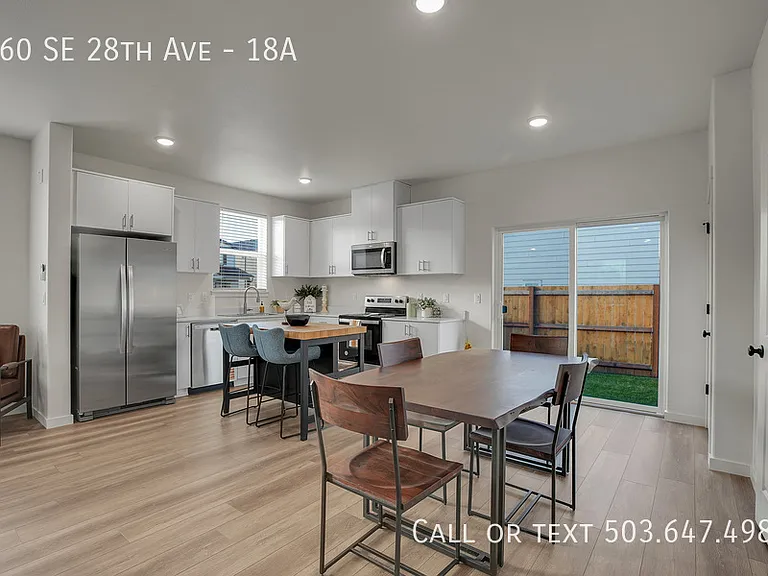 160 28th Ave SE #18A — Photo 4