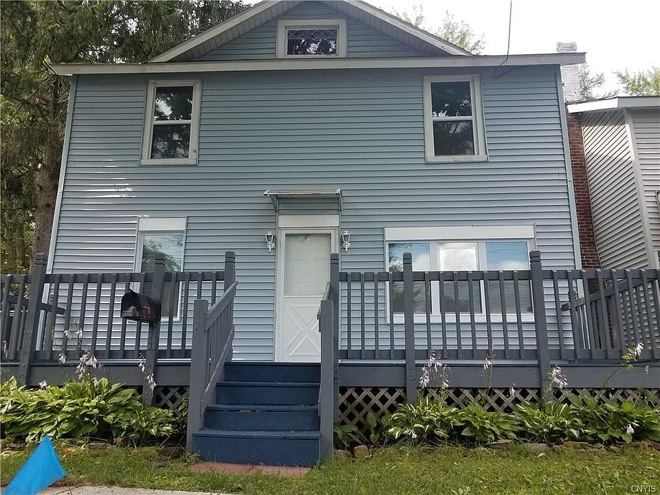 1st image of 16 Salina St