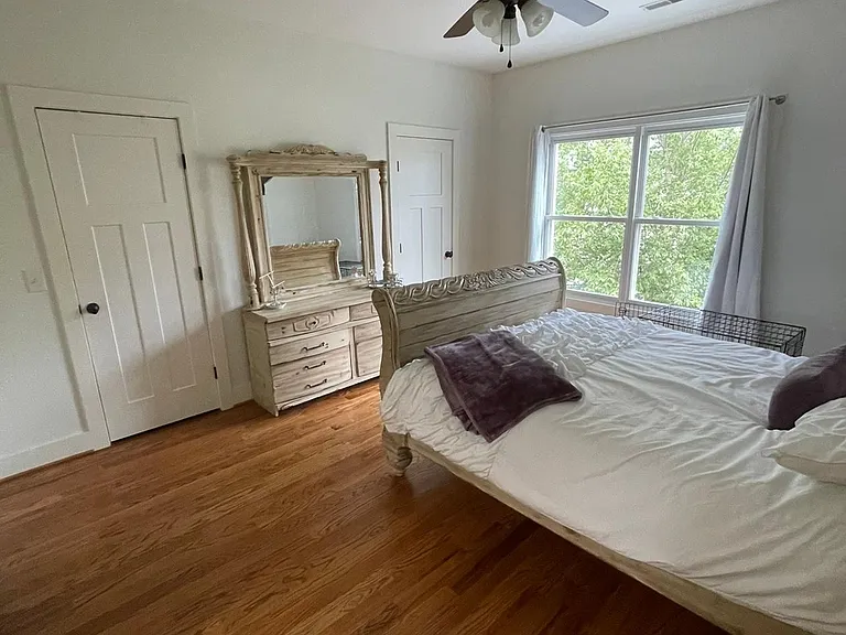 4513 Michigan Ave — Photo 22