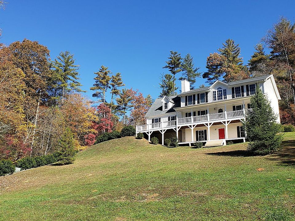 2nd image of 3220 Grape Creek Rd