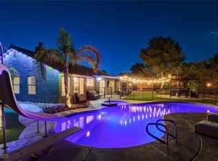 3110 Palmdesert Way, Las Vegas, NV 89120