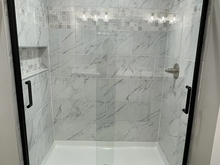 338 Broadberry Ave — Photo 11