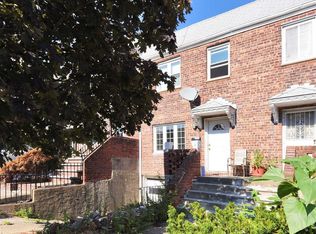 4649 193rd St, Flushing, NY 11358