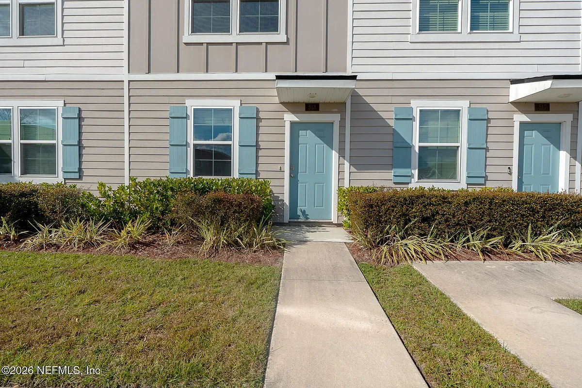 Building Photo - 513 Spanish Oaks Way