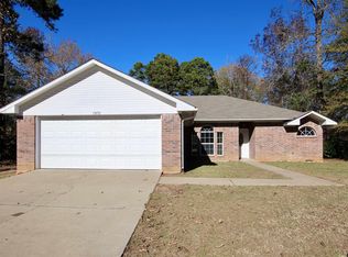 13052 Lauren Ln, Lindale, TX 75771