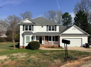 9 Foxtrail Ct, Simpsonville, SC 29680