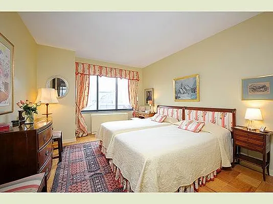 Sold by Stribling | media 11