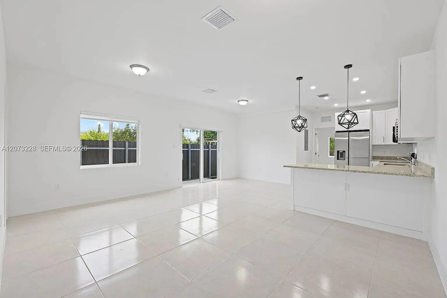 Gabriela Estates — Photo 3