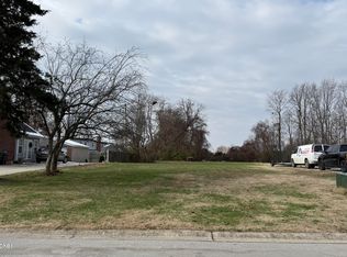 8606 Loch Lea Ln, Louisville, KY 40299