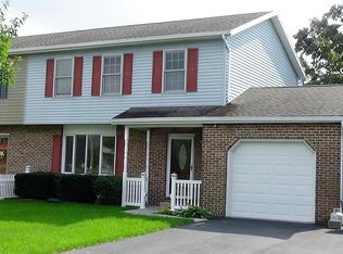 227 Faith Cir, Carlisle, PA 17013