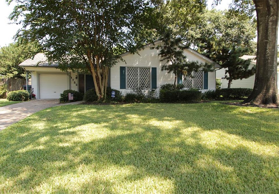 1st image of 1722 Gardenia Dr