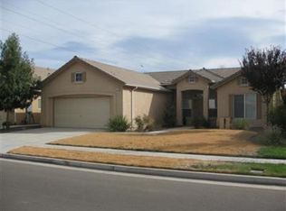 6143 W Portals Ave, Fresno, CA