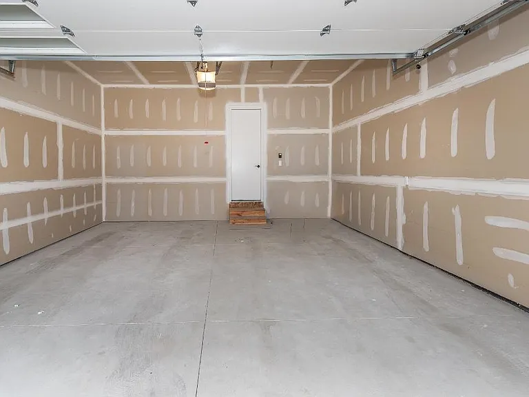 7488 Gramercy Cir — Photo 20