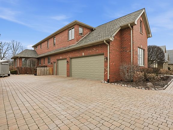 4th image of 8032 Kirkcaldy Ct