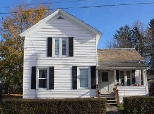 3 Pearl St, Granville, NY 12832