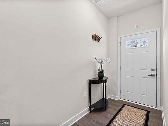 3rd image of 19708 Preservation Mews