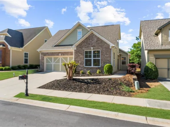 3140 Willow Creek Dr SW, Gainesville, GA 30504