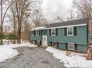 7 High St, Georgetown, MA 01833