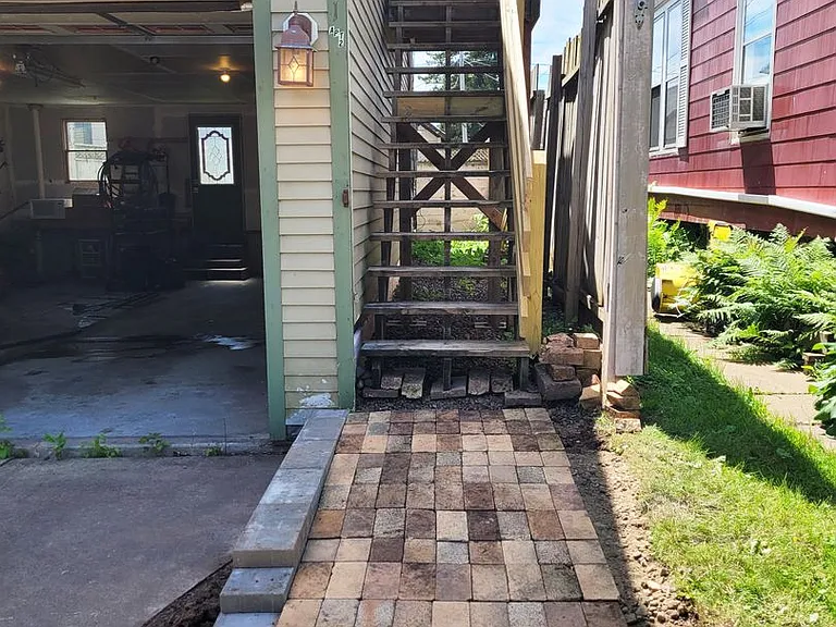 1601 Baxter Ave — Photo 14