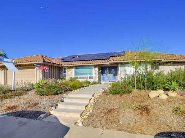 1477 Lakeridge Ln, El Cajon, CA 92020