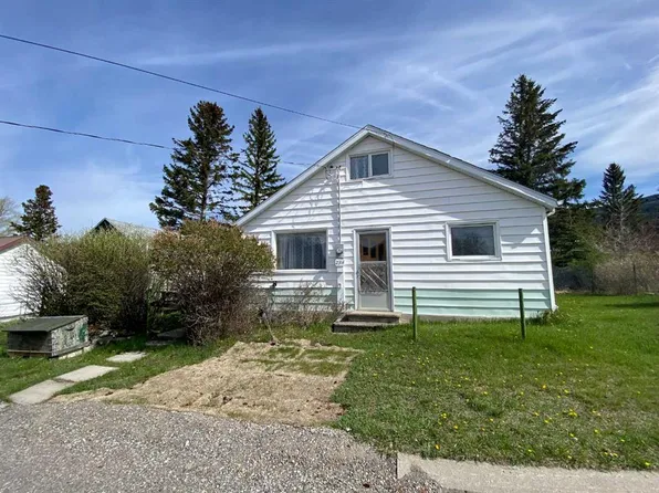 2314 E 215th St, Crowsnest Pass, AB T0K 0C0