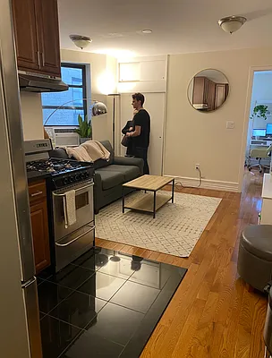 Rented by Geraldine Capasso, LREB | media 14