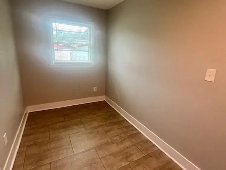 4129 W Muhammad Ali Blvd — Photo 10