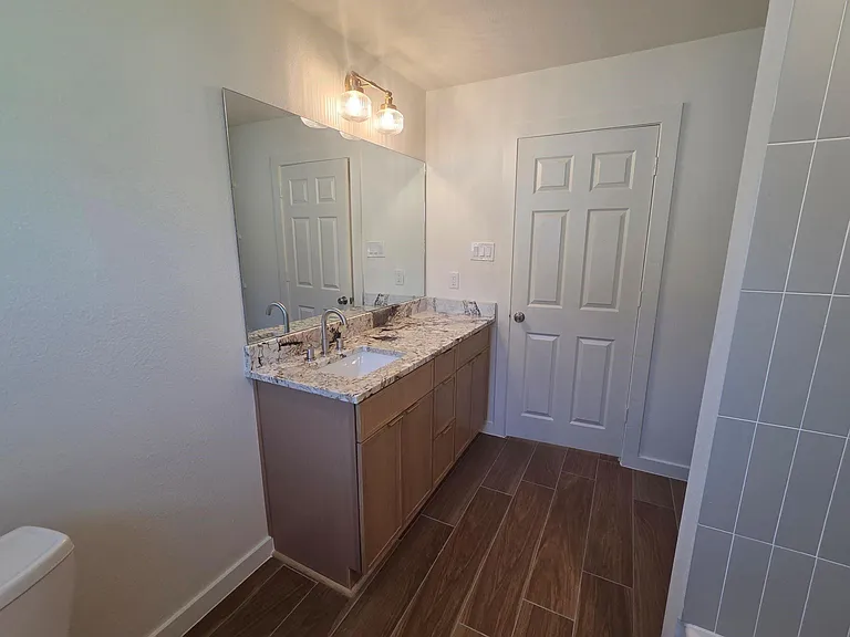 803 Coleman St — Photo 21