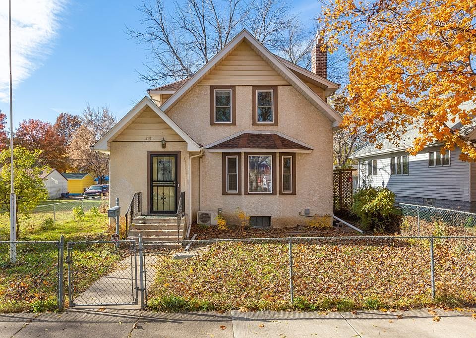 1st image of 2911 Oliver Ave N