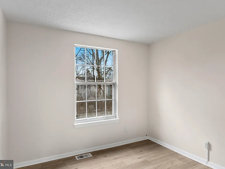 127 Villa Knoll Ct — Photo 21
