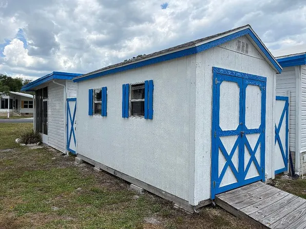 415 Bruce Ave, Wildwood, FL 34785