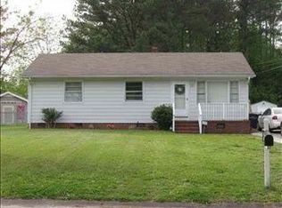 135 Cardinal Rd, Jacksonville, NC 28546