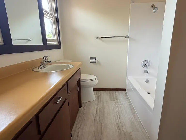 36 Meadow Lakes Dr — Photo 9