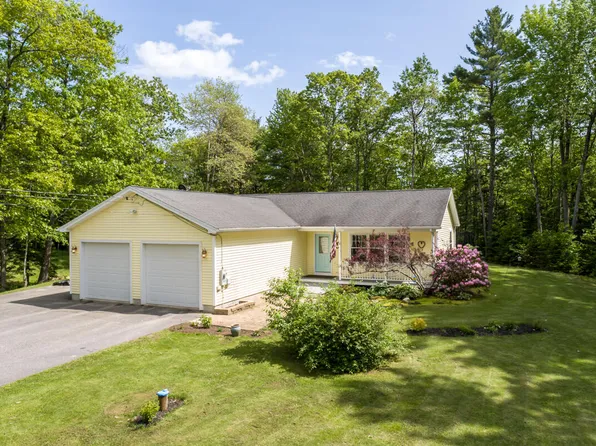 24 Cornerstone Drive, Brunswick, ME 04011