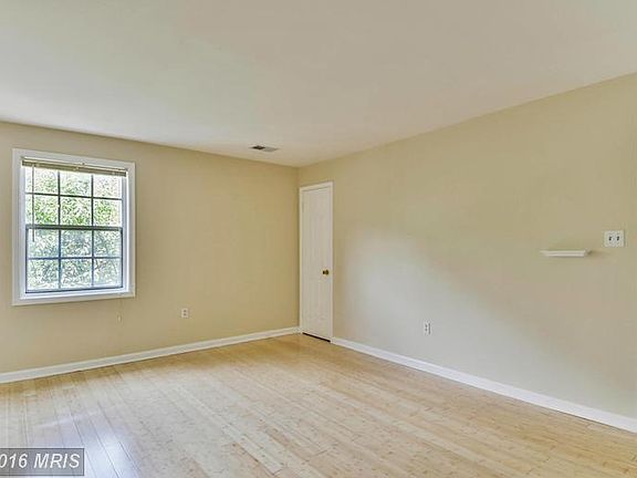 4th image of 11783 Carriage House Dr #23