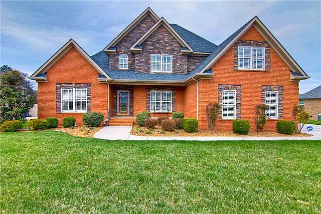 1st image of 2711 Battleground Dr