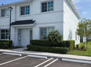 1081 NW 5th St, Florida City, FL 33034