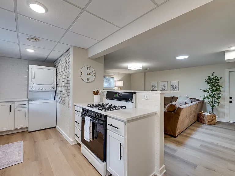 5021 Beacon Hill Rd #2 — Photo 15